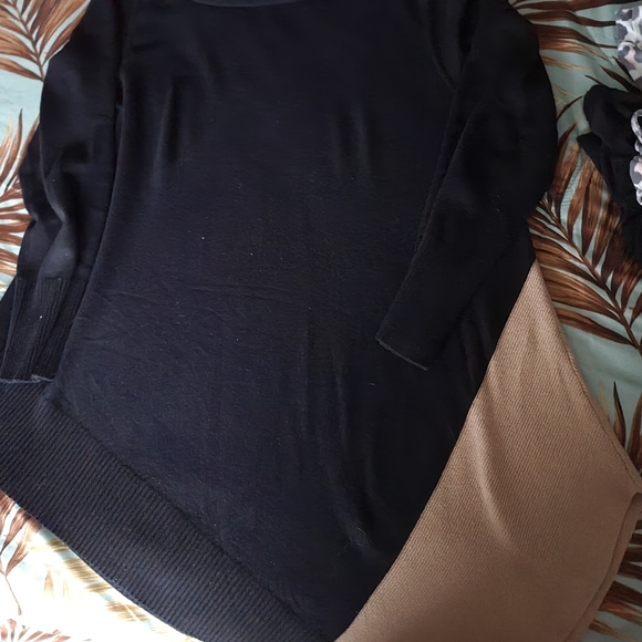 Sweater - Picture 2 of 2